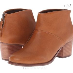 Toms Leila leather bootoe✨